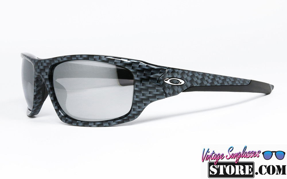 OAKLEY New Valve OO9236-10 CARBON