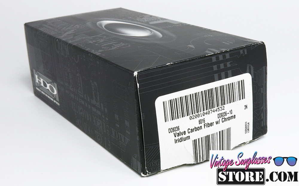 OAKLEY New Valve OO9236-10 CARBON