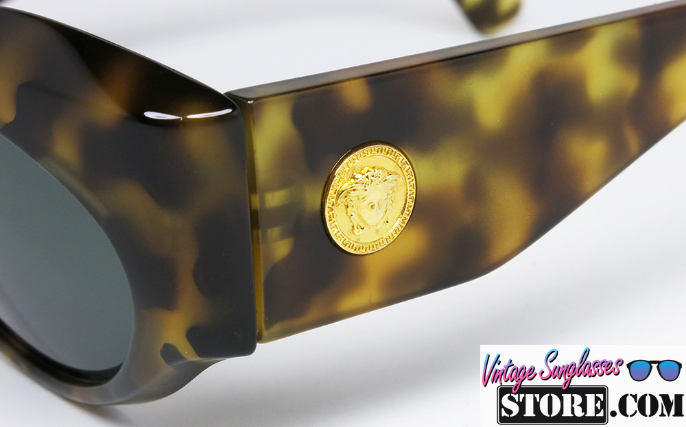 Gianni Versace 374 col. 279