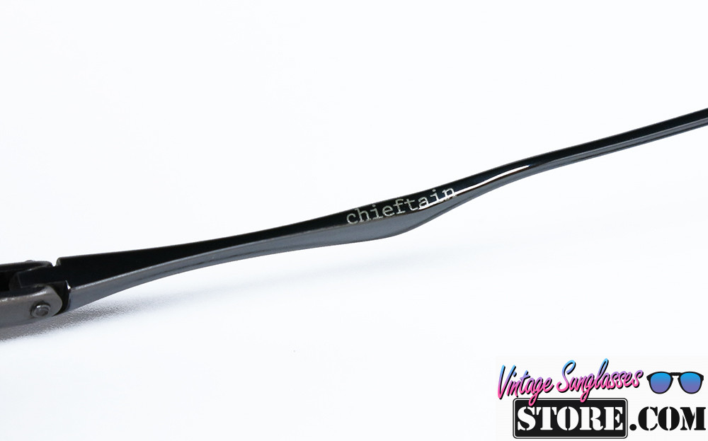 OAKLEY Chieftain OX5072-0455 TITANIUM