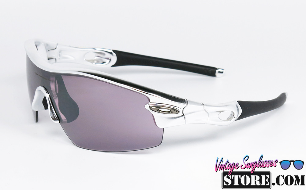 OAKLEY Radar Pitch 09-678
