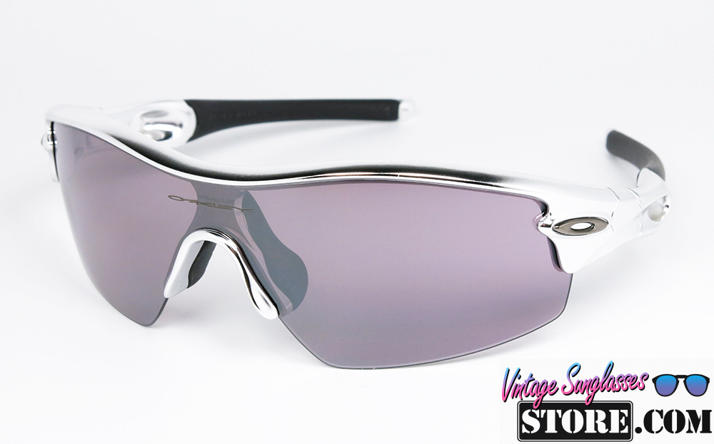 OAKLEY Radar Pitch 09-678
