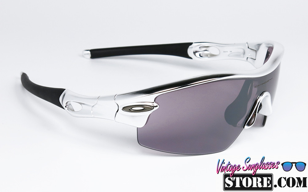 OAKLEY Radar Pitch 09-678