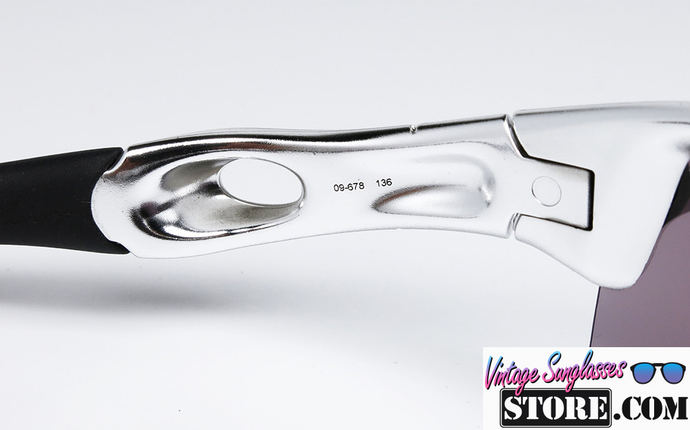 OAKLEY Radar Pitch 09-678