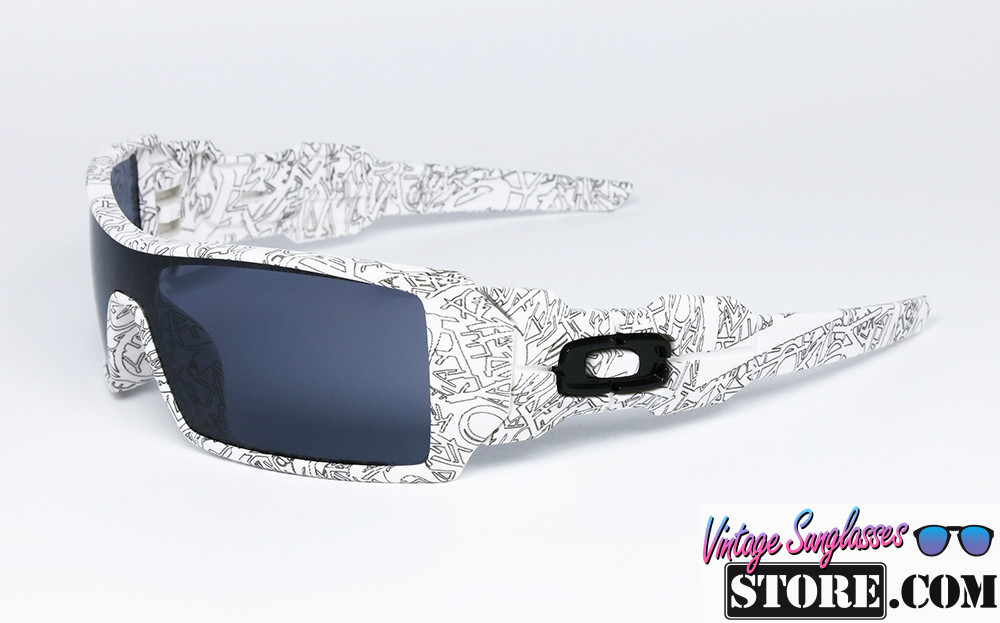 OAKLEY Oil Rig