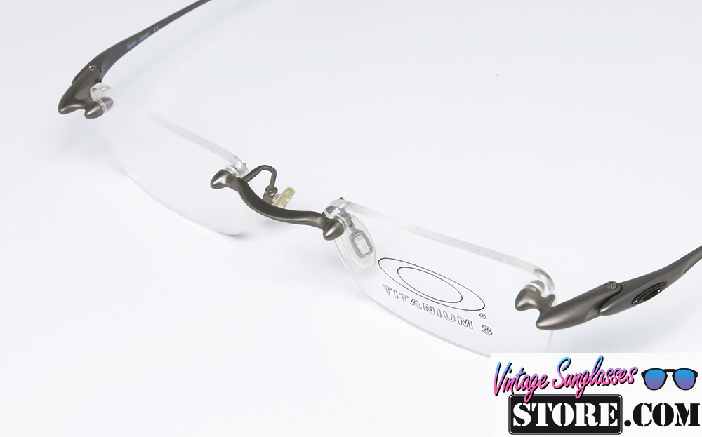 OAKLEY Spike 3 11-800 TITANIUM