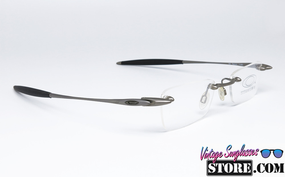 OAKLEY Spike 3 11-800 TITANIUM