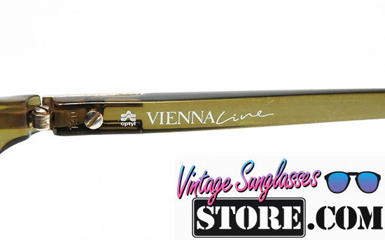 Vienna Line 1369 col. 20