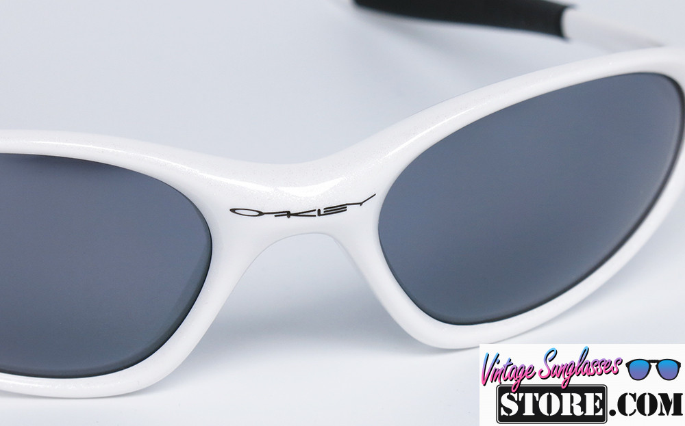 OAKLEY Minute PEARL W/BLACK