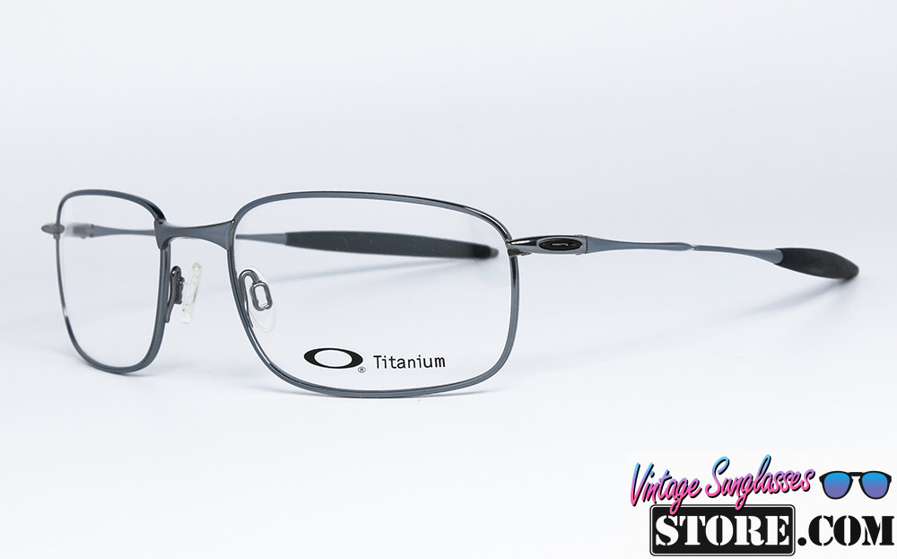 OAKLEY Chieftain OX5072-0455 TITANIUM