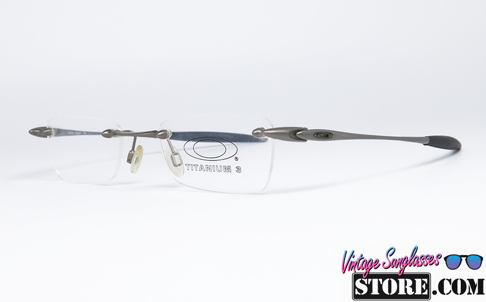 OAKLEY Spike 3 11-800 TITANIUM