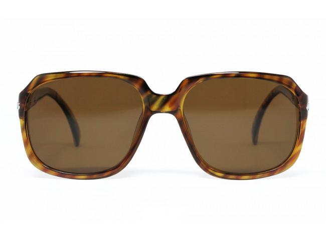 Dunhill 6001 col. 10